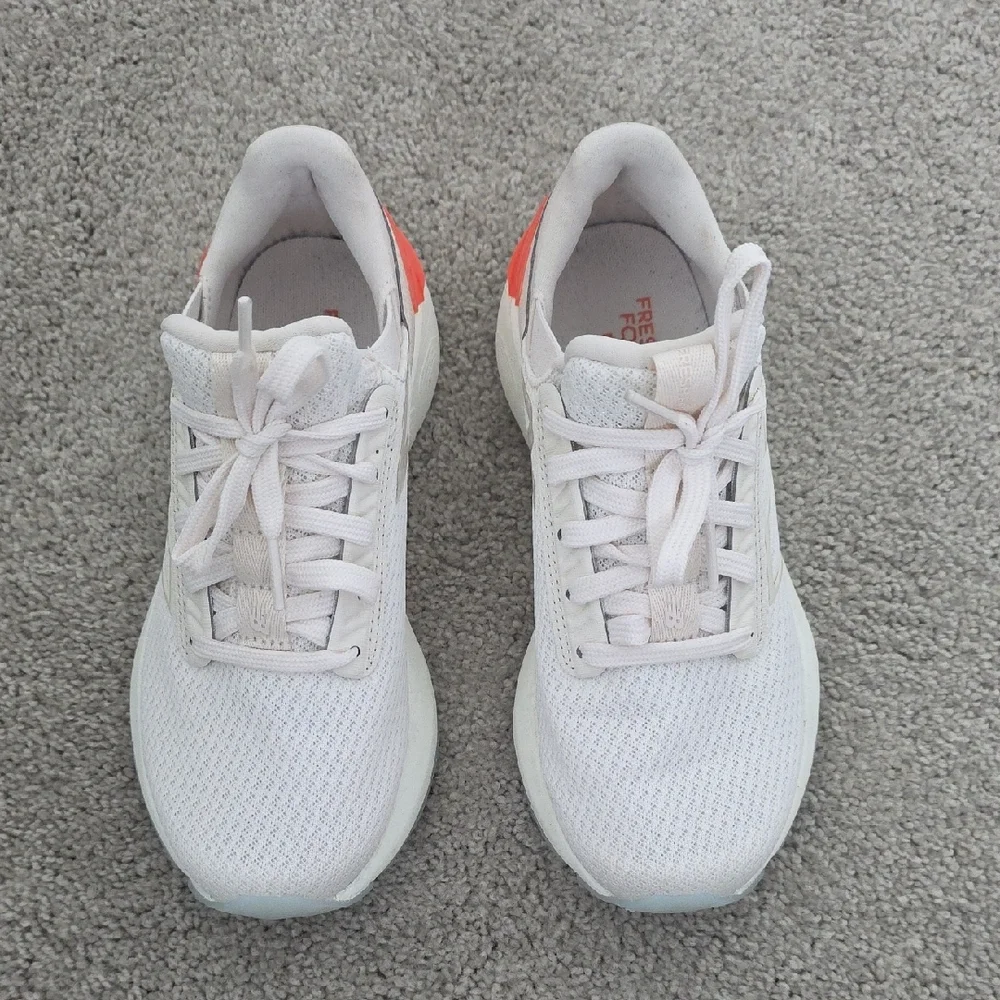 New Balance Women's Sneakers in White and Coral - Picture 6 of 6